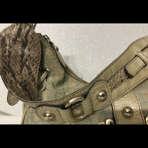 Authentic GUESS Moon Dance Full Size Shoulder Bag - Picture 3 of 4